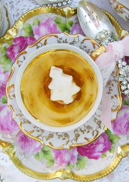 Christmas Sucre Moule (Molded Sugar)