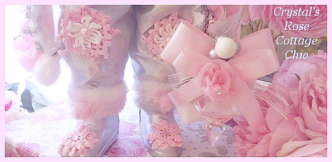 Shabby Rose Cottage Santa...19 Inch