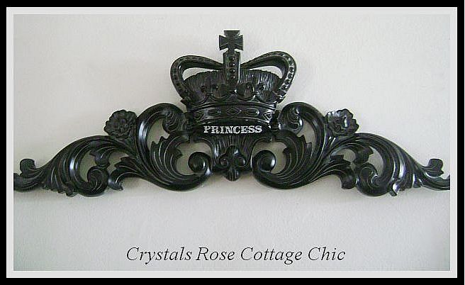 Princess Fleur De Lis Floral Scrolling Bed Crown Black