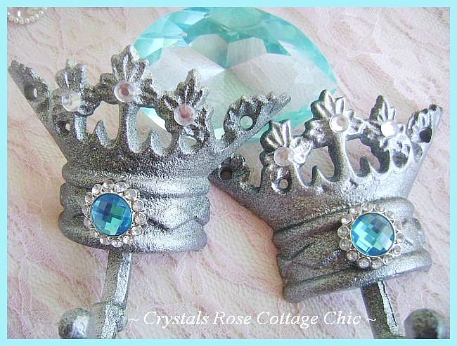 Royal Pewter Bed Crown Crown Set with Turquoise