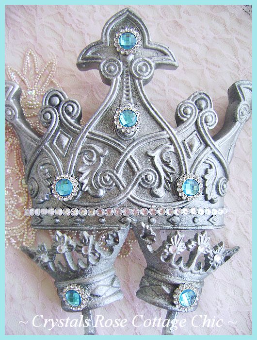 Royal Pewter Bed Crown Crown Set with Turquoise