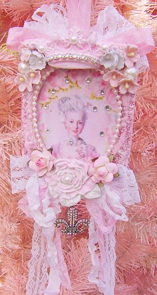 Fleur De Lis Marie Antoinette Ornament/Decor