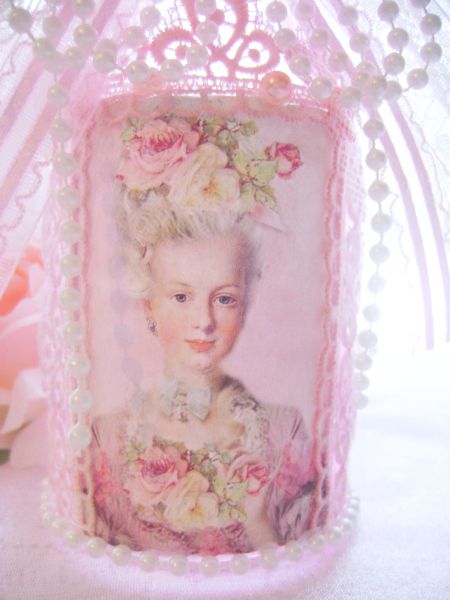 Chic Pink Marie Bottle