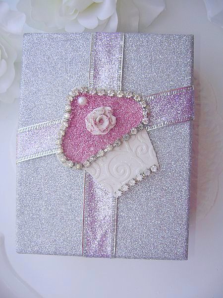 Stunning Silver Sugared Cupcake Embellished Gift Box
