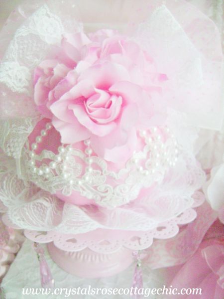 Romantic Beaded Lace Pink Pumpkin