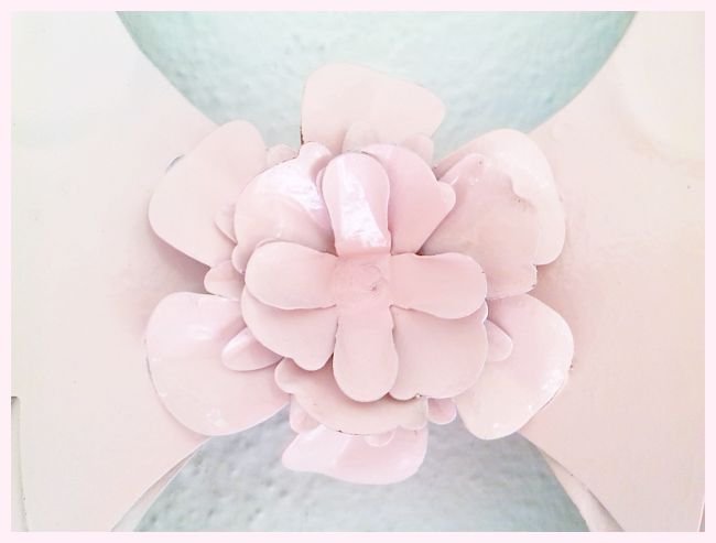 Shabby Pink Wings Wall Decor