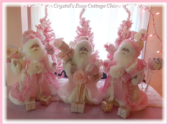 Click here to see our selection of Shabby Chic Pink Santas