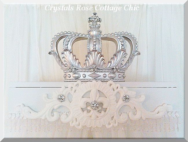 Silver and White Fleur de Lis Teester