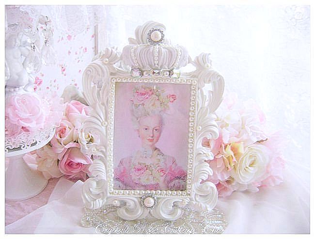 Ivory Pearl Shabby Chic White Crown Frame