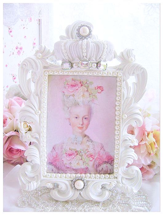 Ivory Pearl Shabby Chic White Crown Frame