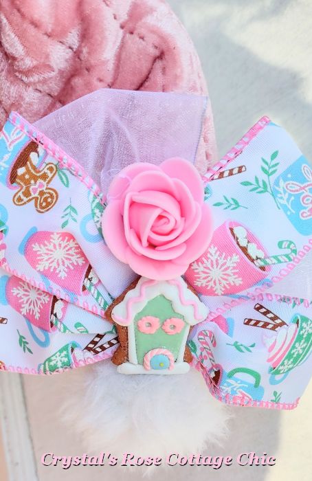 pink gingerbreadhouse christmas bow Santa