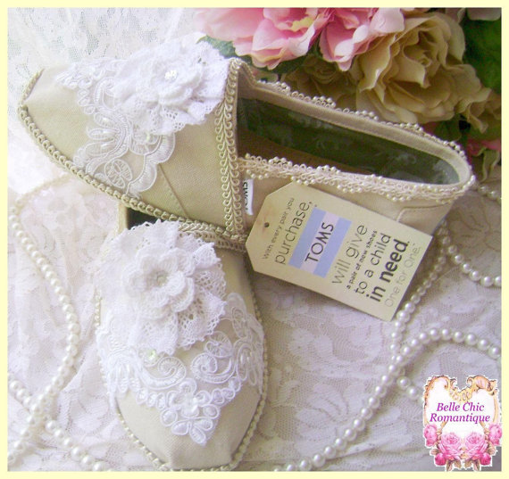 Crochet Flower, Lace and Rhinestone Toms