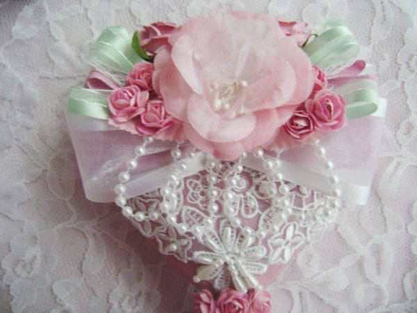 Rose and Mint Green Victorian Heart