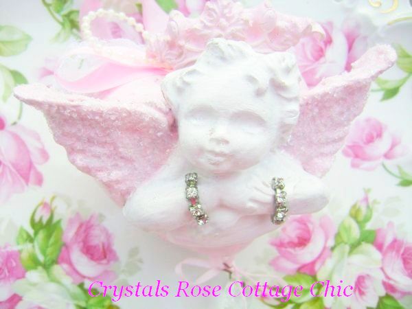 Romantic Cherub on Shabby Pink Heart with a Vintage Touch