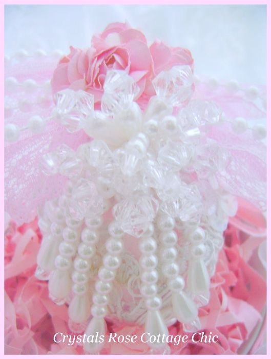 Victorian Lace Pearl Tassel Egg