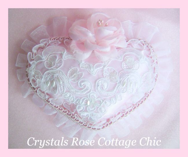 Romantique Victorian Pink Satin Heart