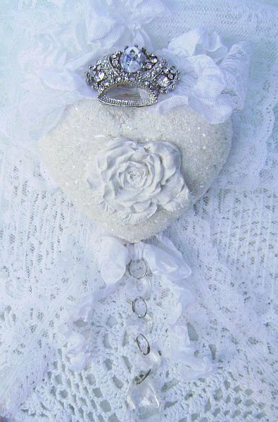 Shabby White Rose French Chic Crown Heart Ornament/Decor